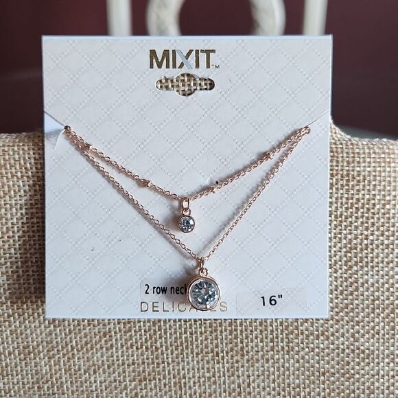 Necklace  - Picture 2 of 5